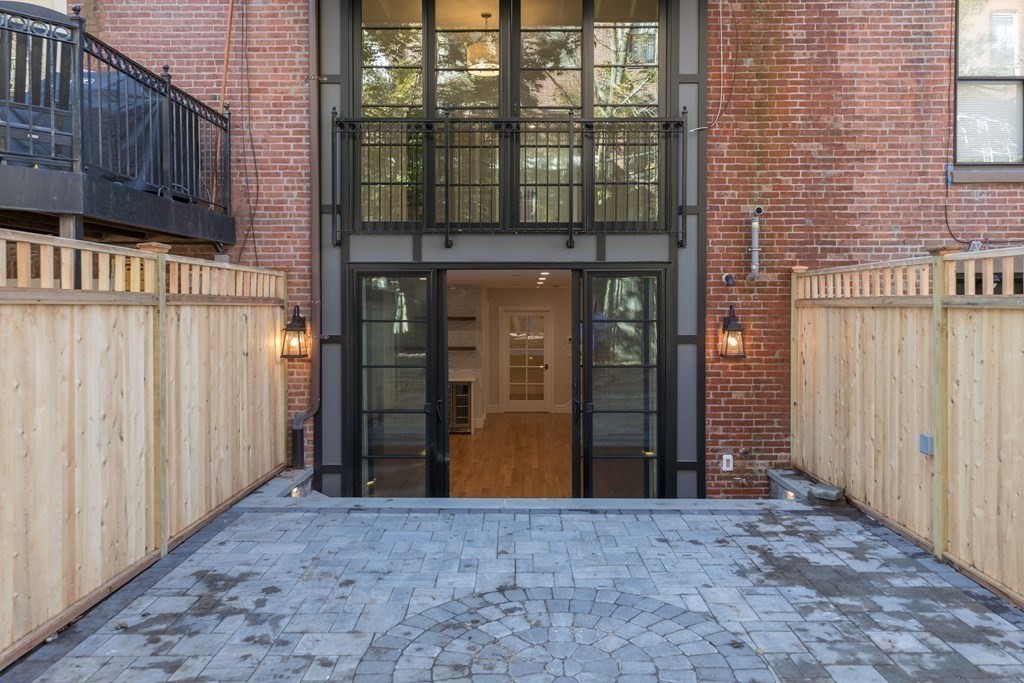 131 West Newton St