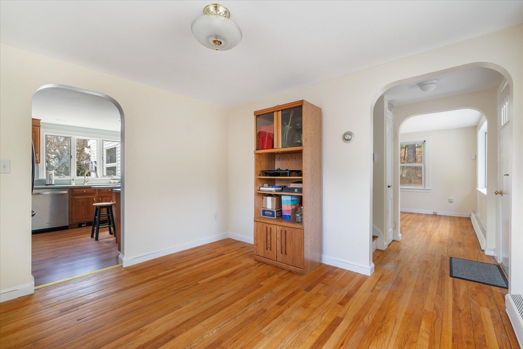 12 Brook St