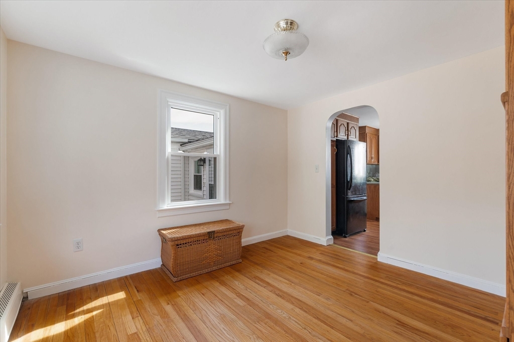 12 Brook St