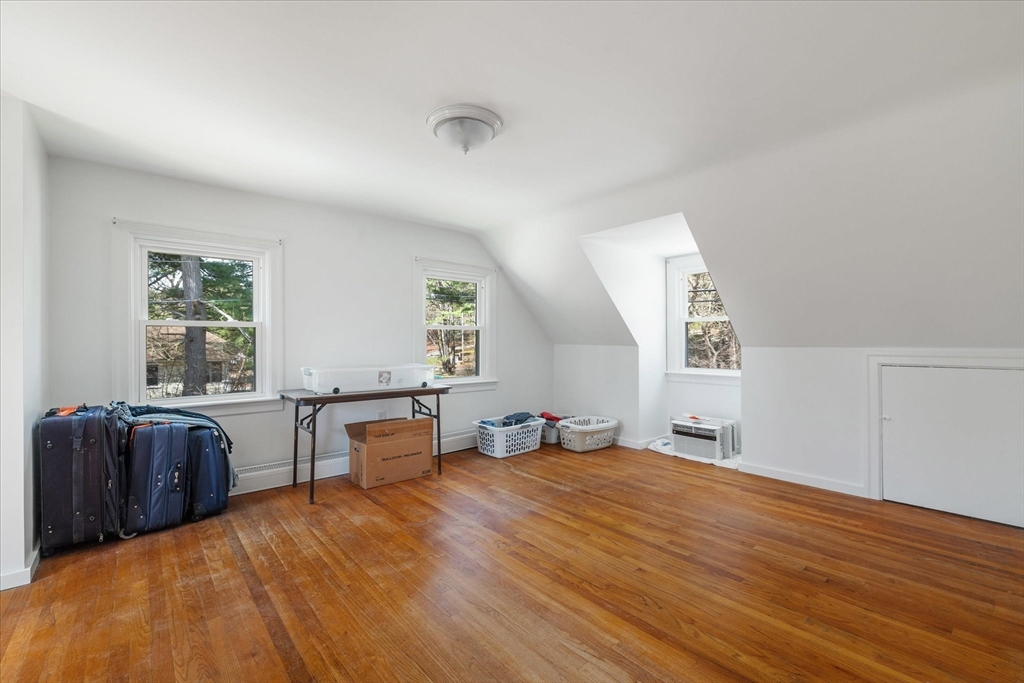 12 Brook St