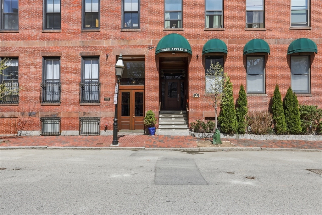 3 Appleton St # 504