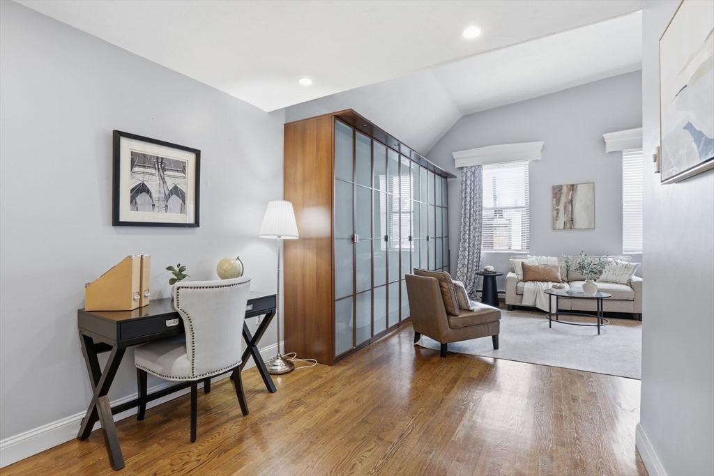 3 Appleton St # 504