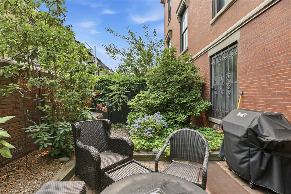 130 Appleton St # 1E