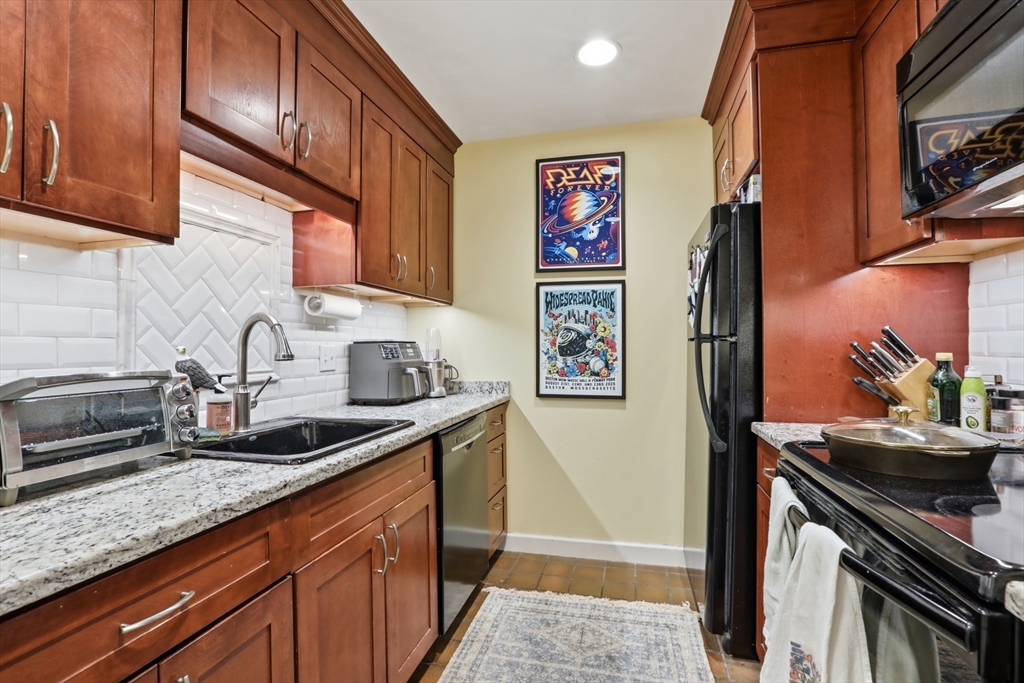 130 Appleton St # 1E