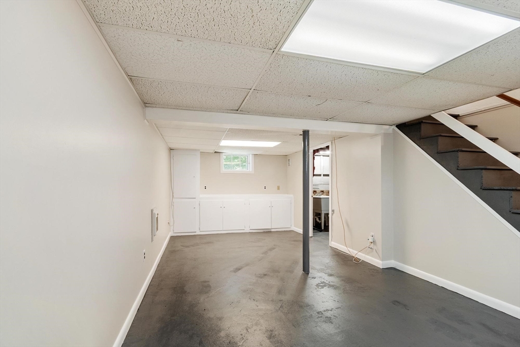7 Curve Street