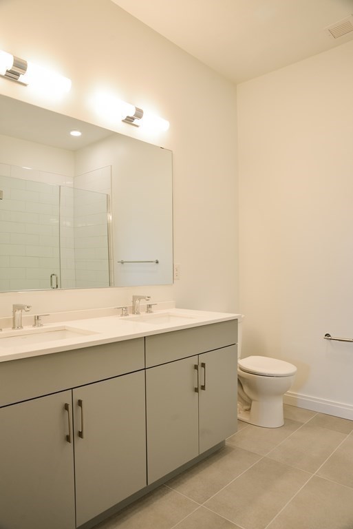 3531 Washington Street # 221