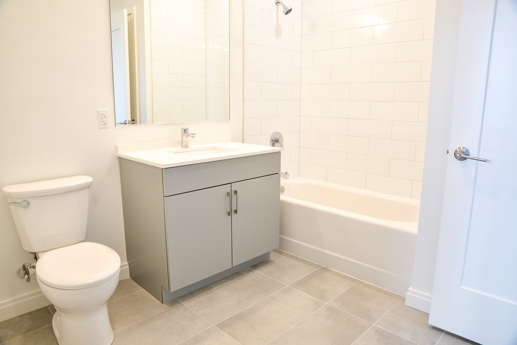 3531 Washington Street # 221