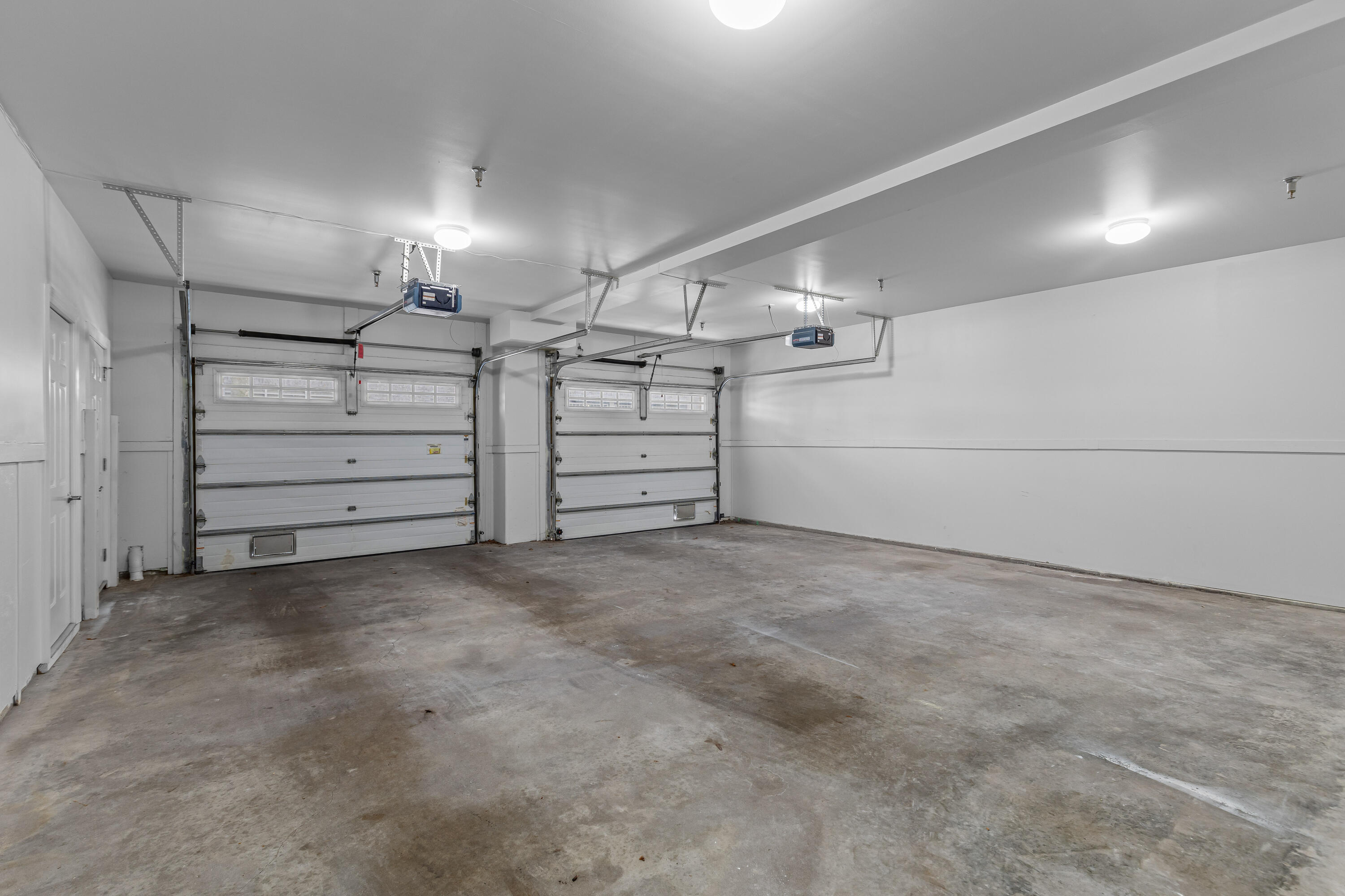 200 River Landing Drive # 102c