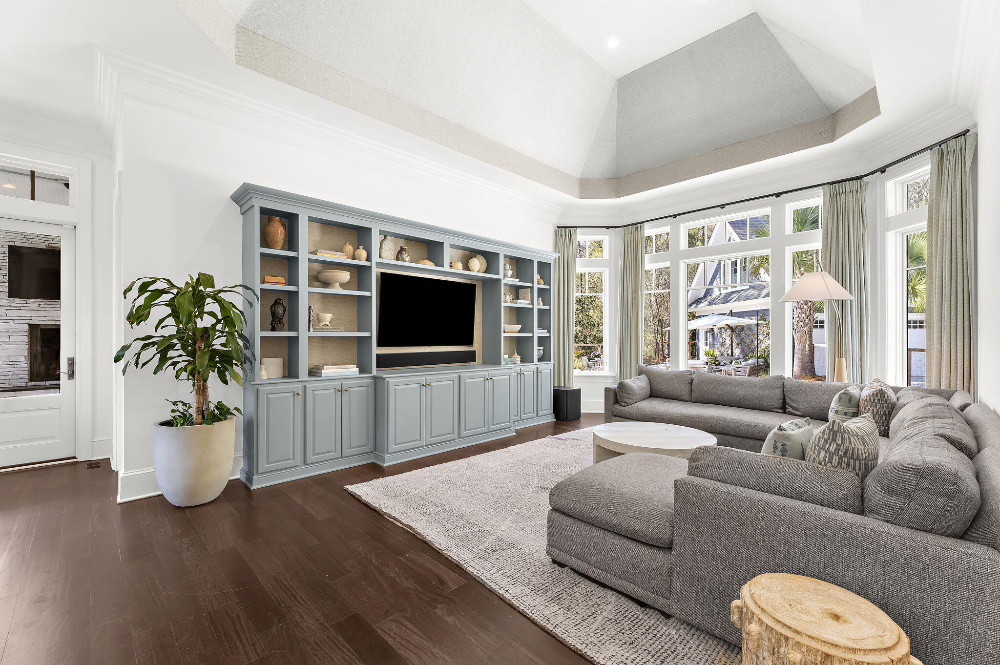 150 Royal Assembly Drive