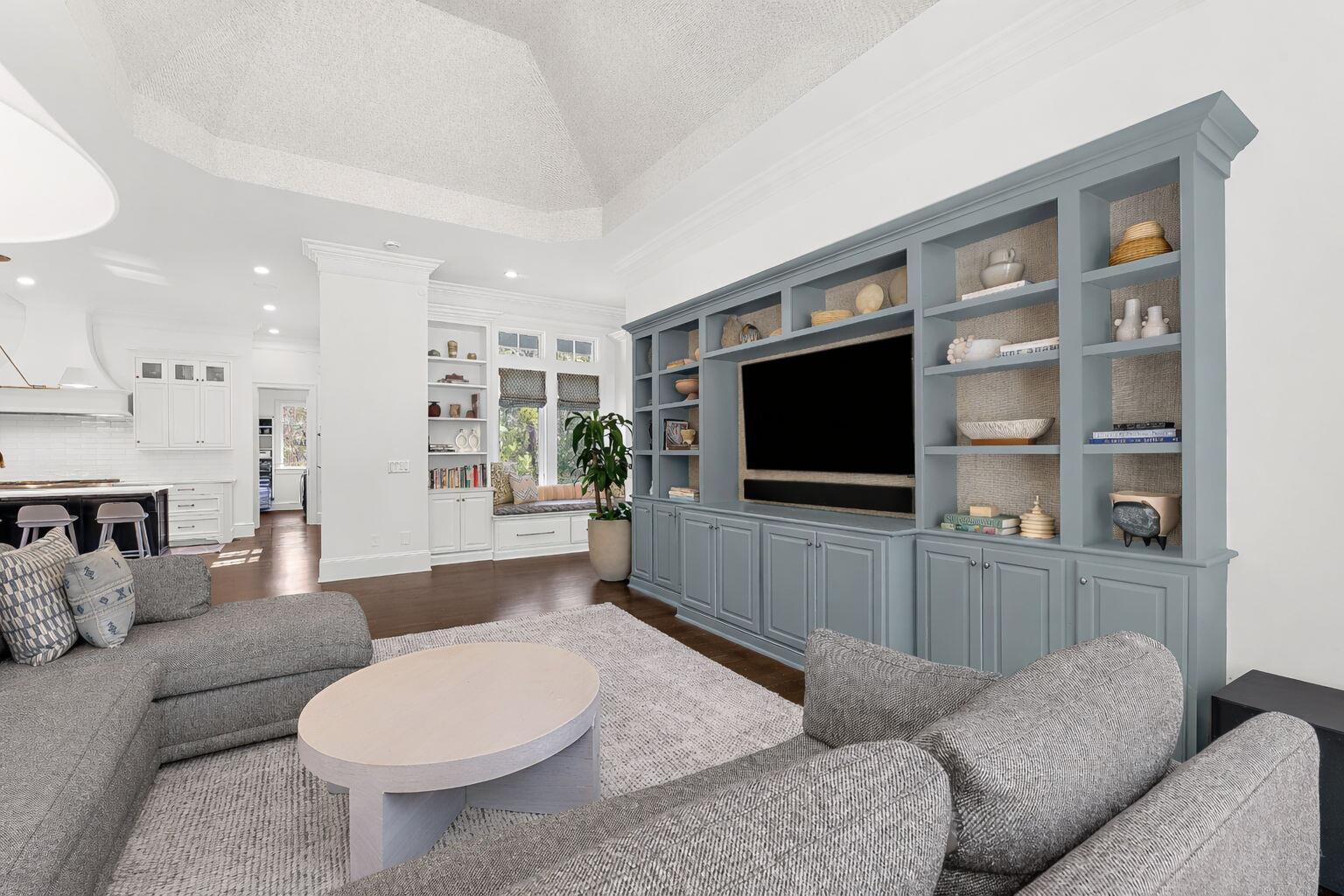 150 Royal Assembly Drive