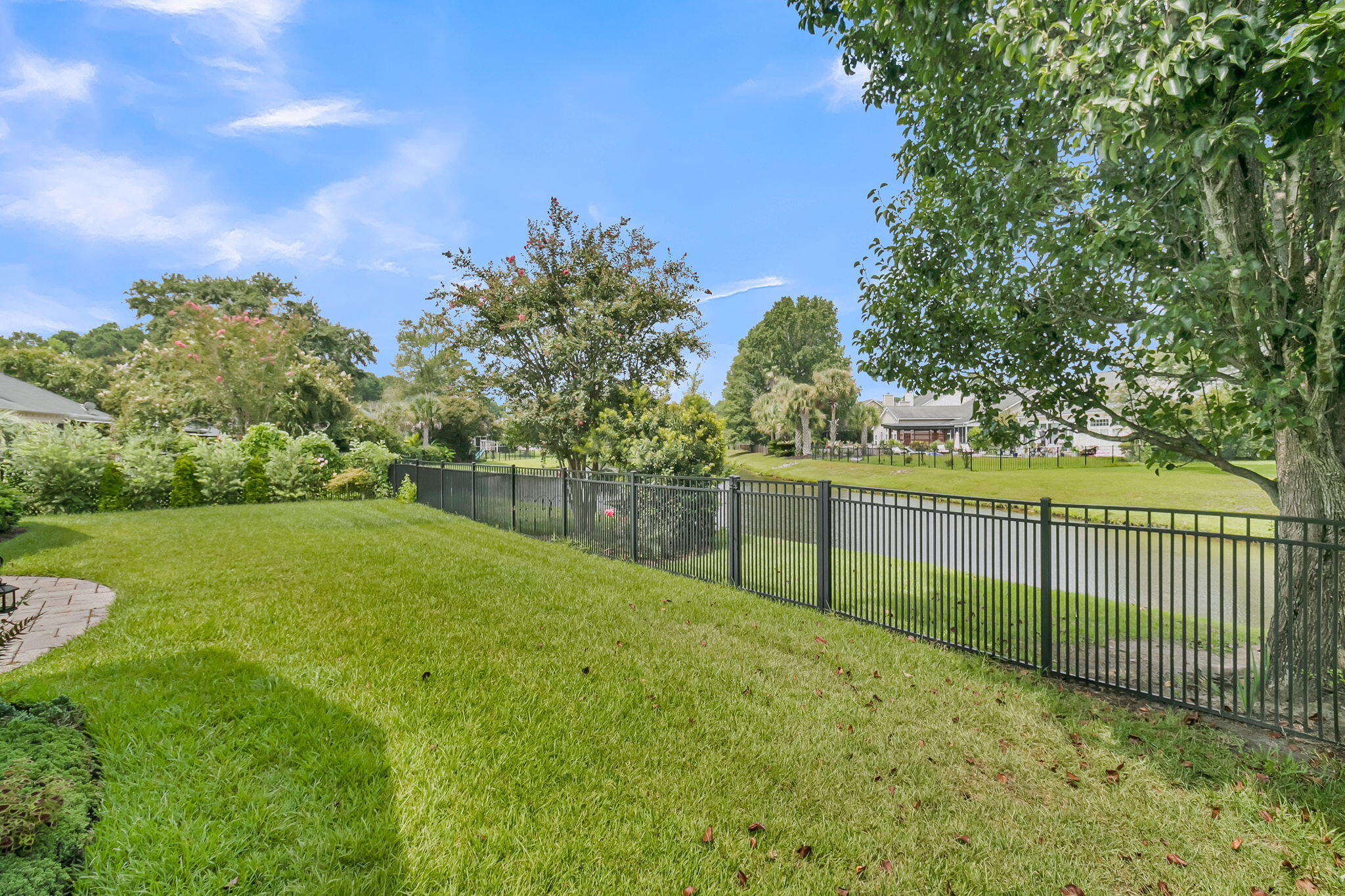 2235 Andover Way