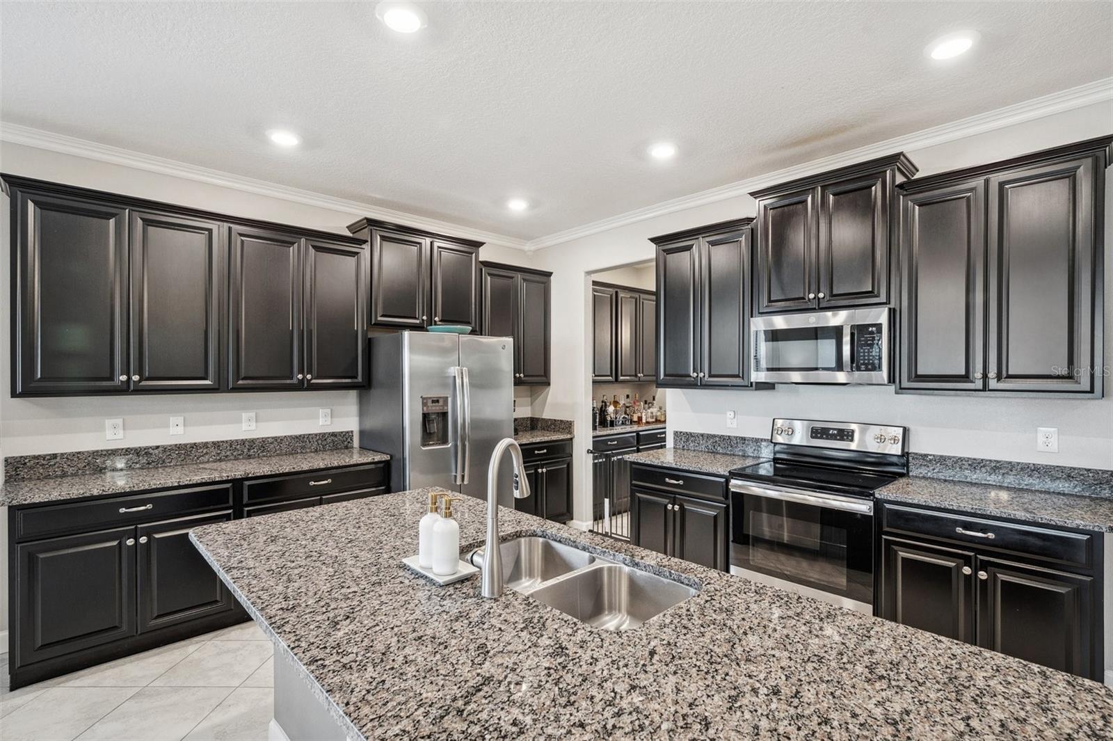 9928 IVORY DR