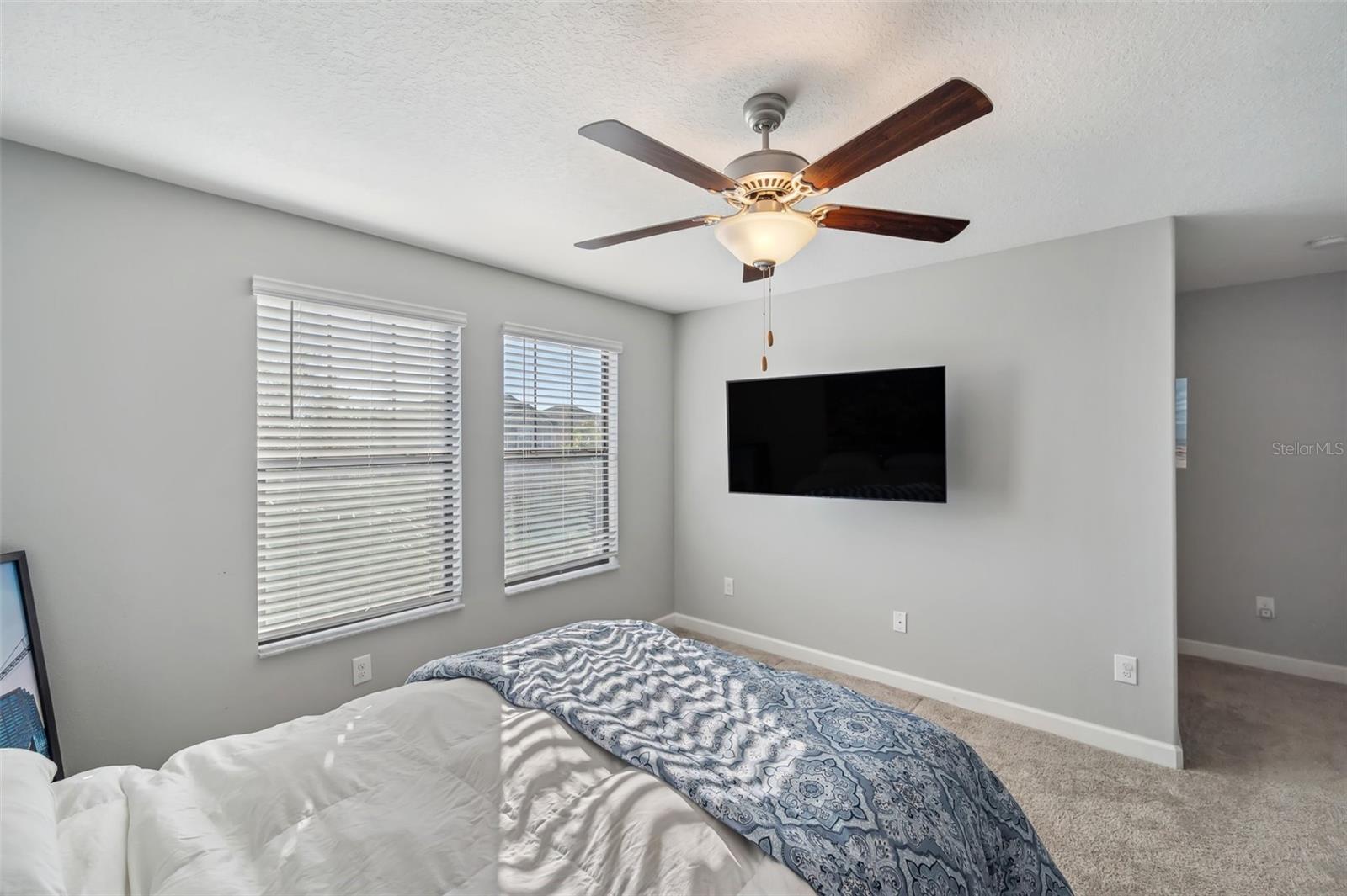 9928 IVORY DR
