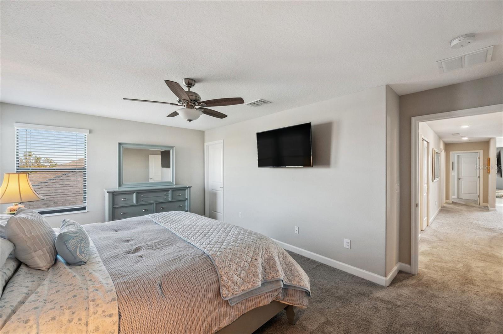 9928 IVORY DR