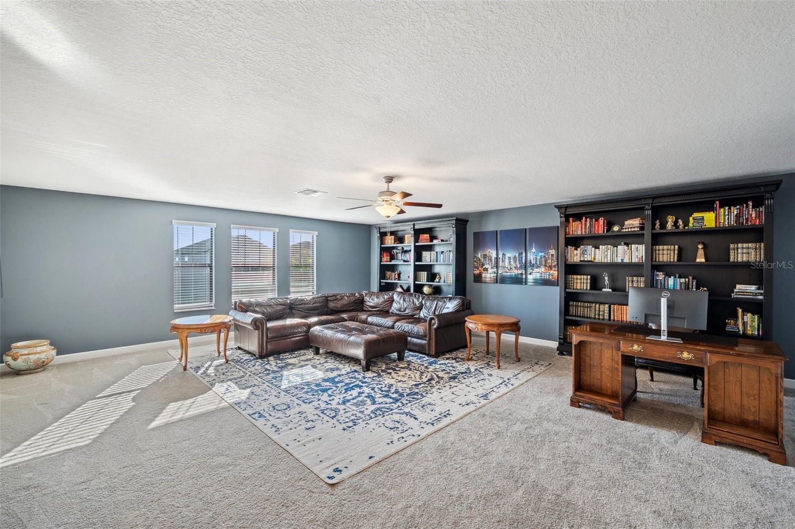 9928 IVORY DR