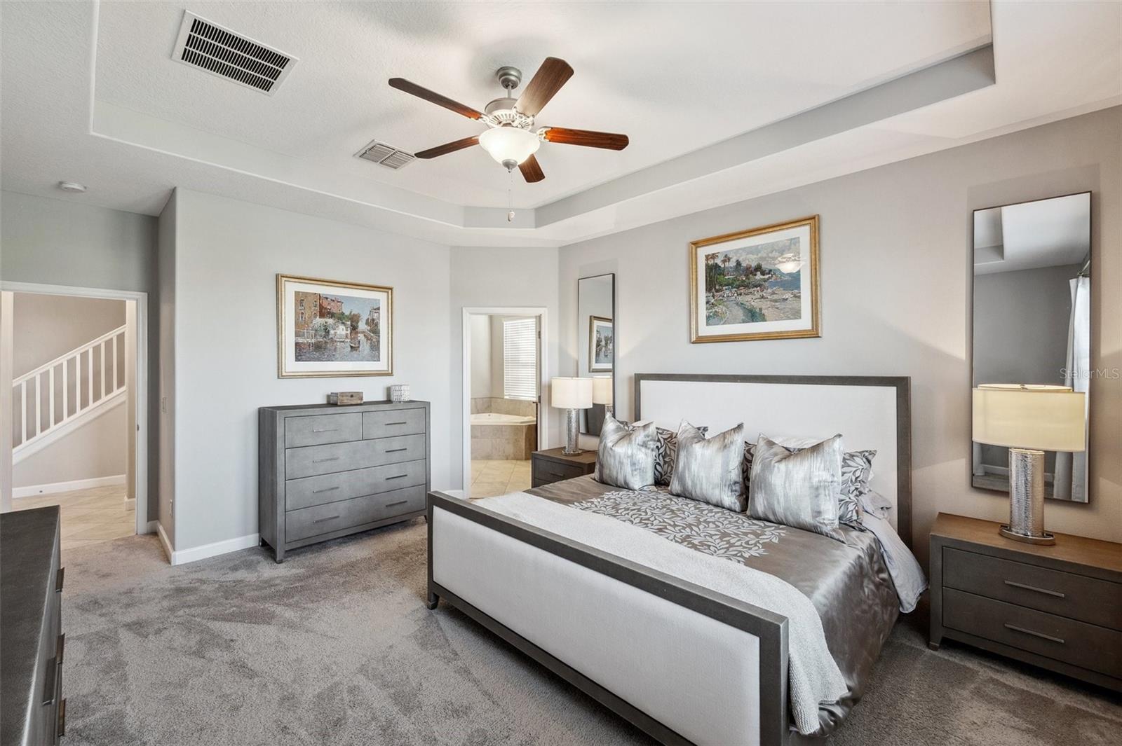 9928 IVORY DR