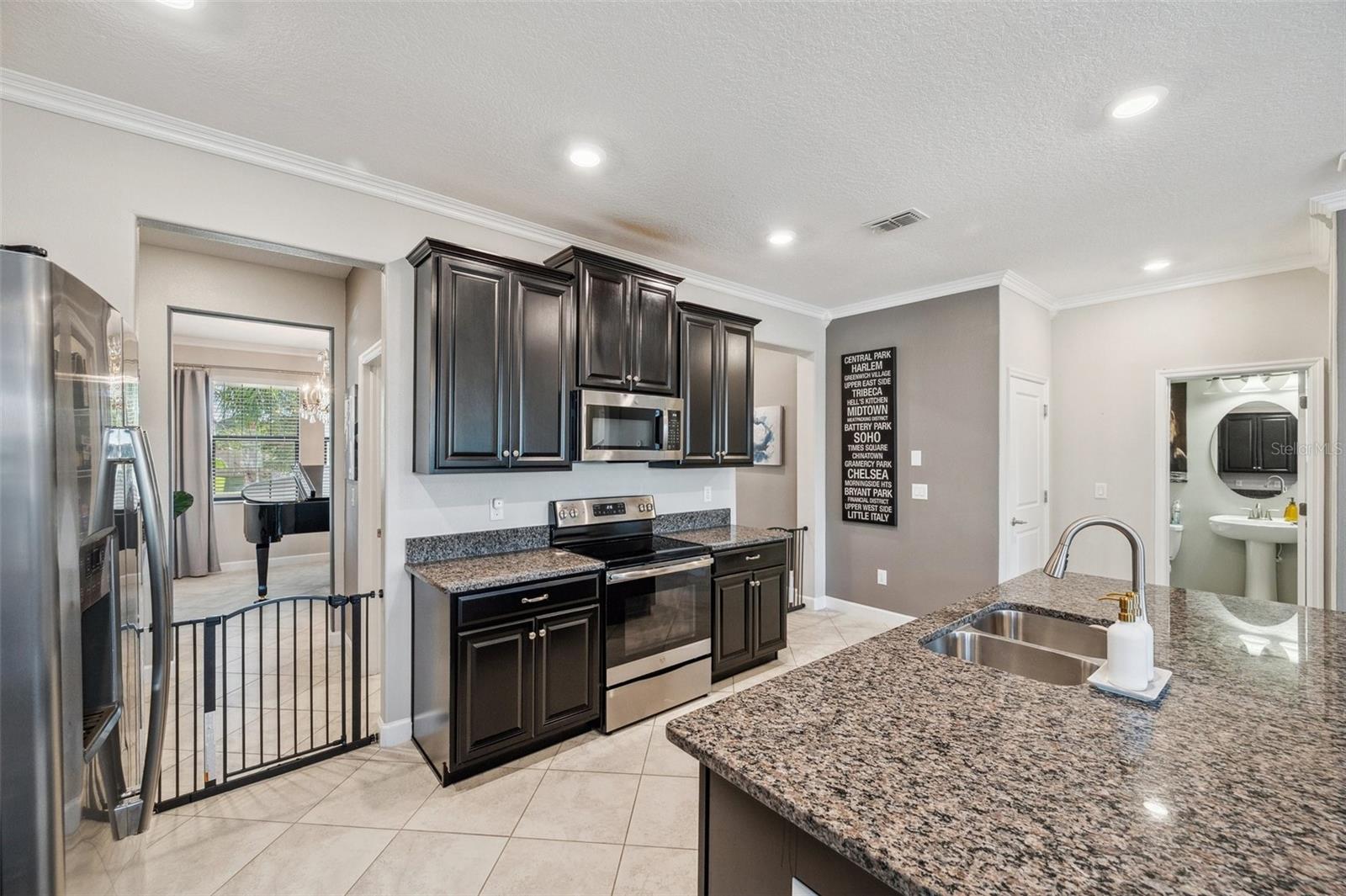 9928 IVORY DR