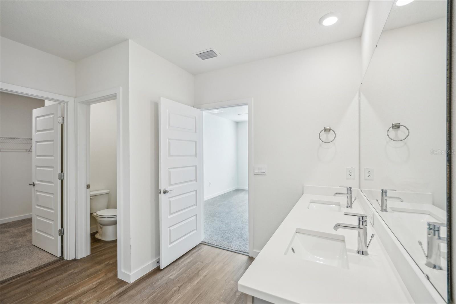 31814 OYSTER TRELLIS LN