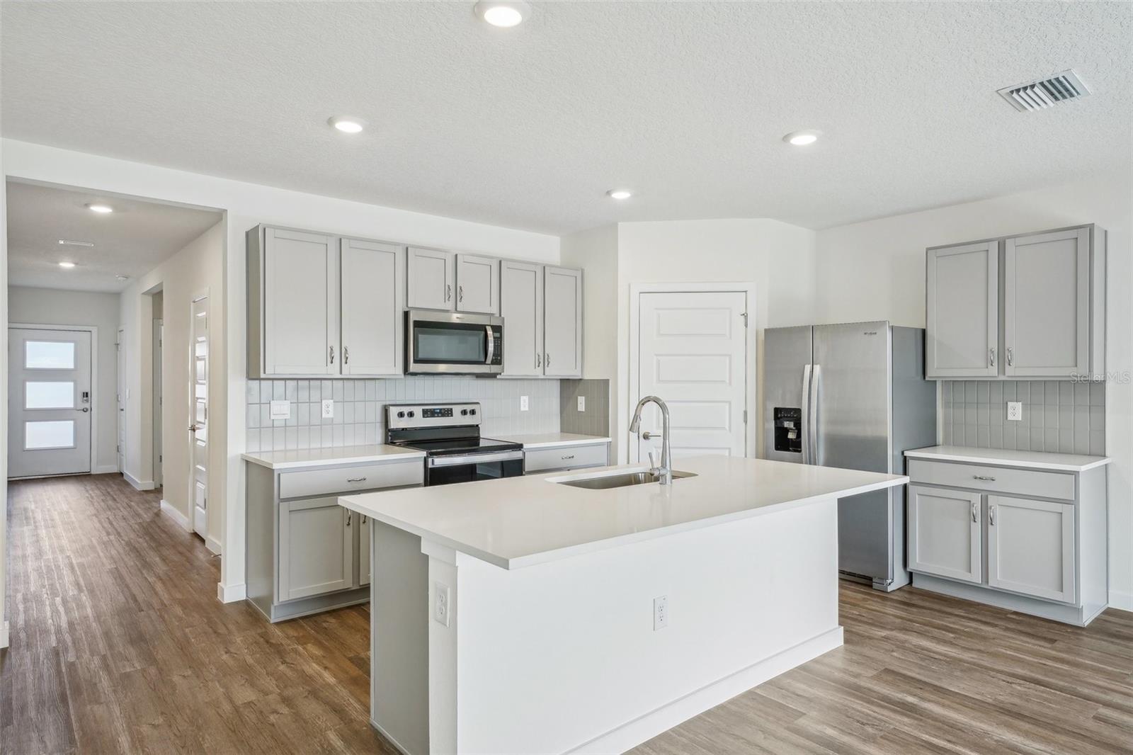 31814 OYSTER TRELLIS LN