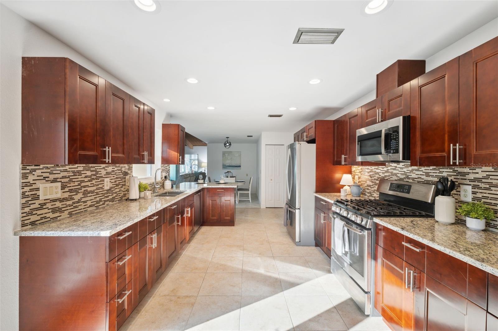 3092 OSPREY LN