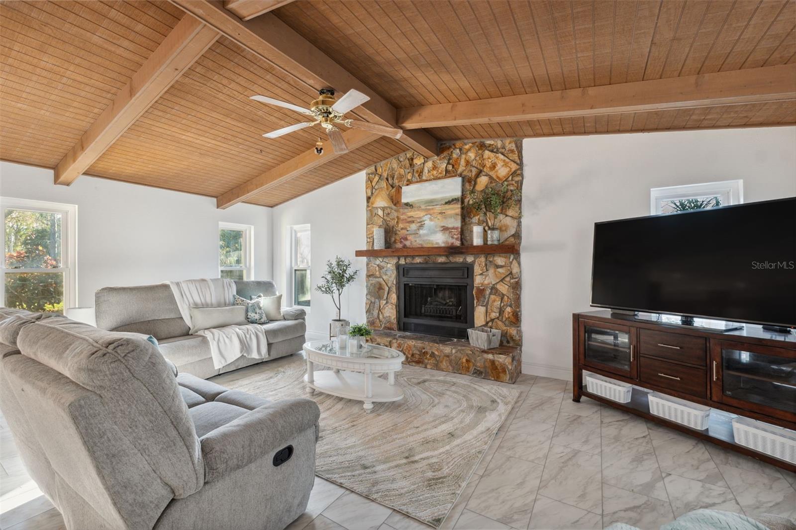 3092 OSPREY LN
