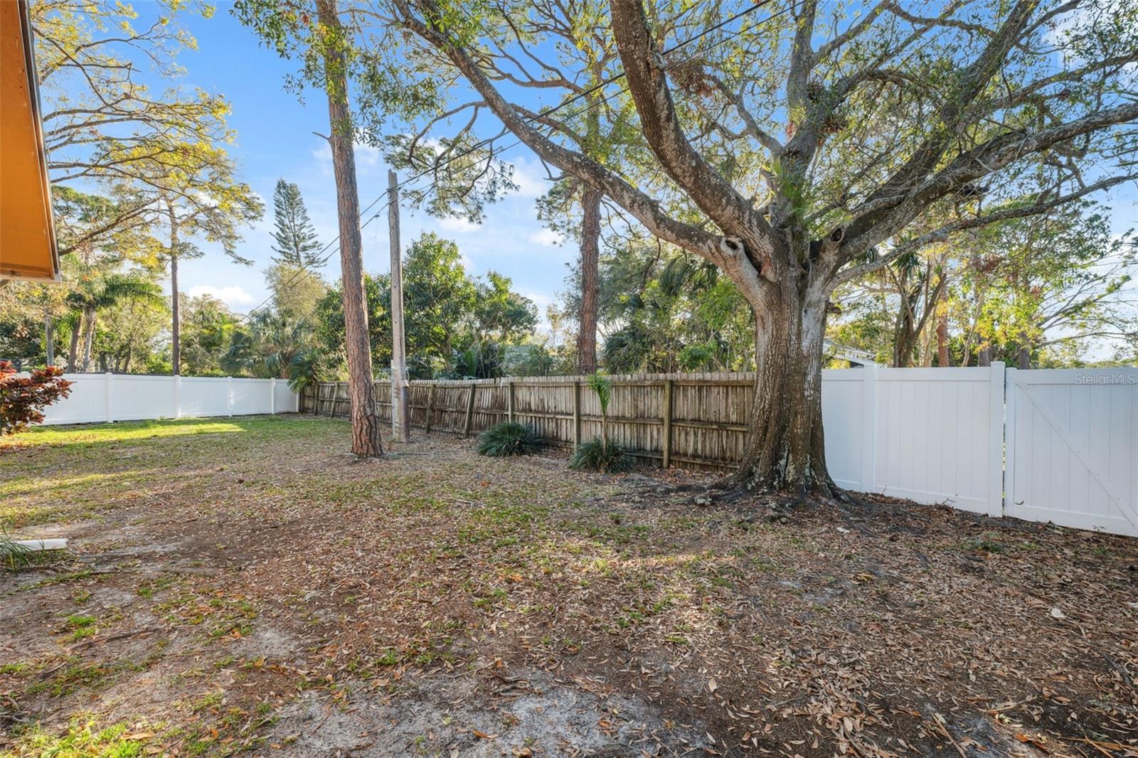 3092 OSPREY LN