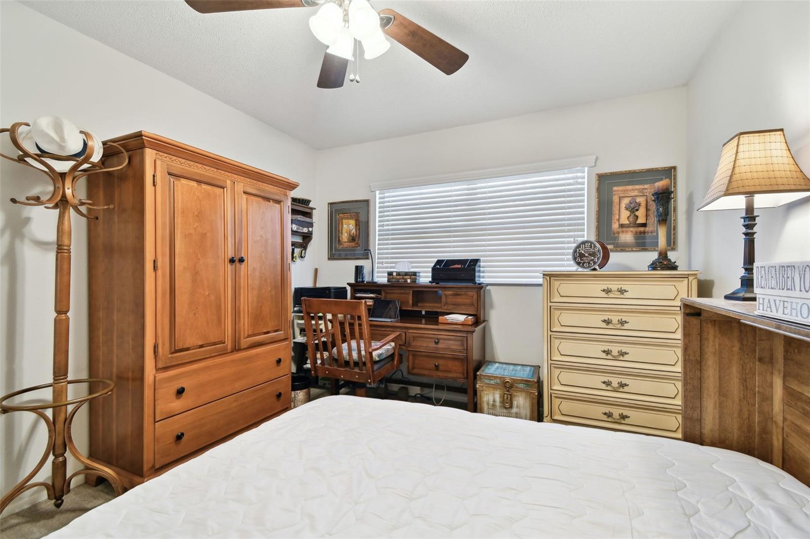 2459 COLUMBIA DR #3