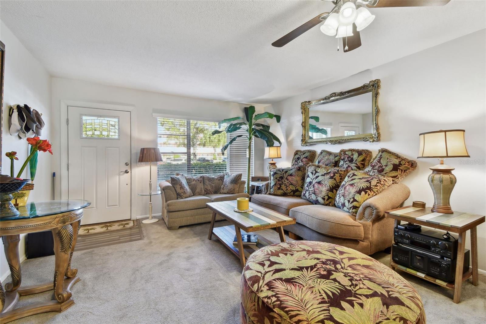 2459 COLUMBIA DR #3