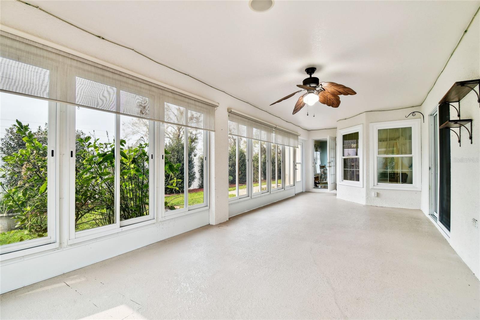 10416 MOSHIE LN