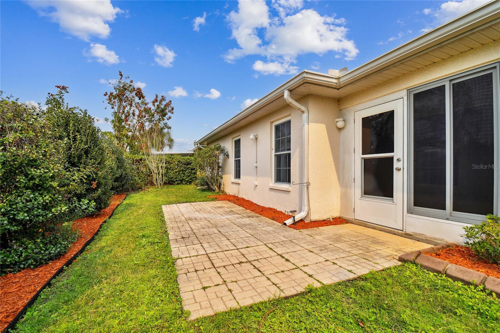 10416 MOSHIE LN