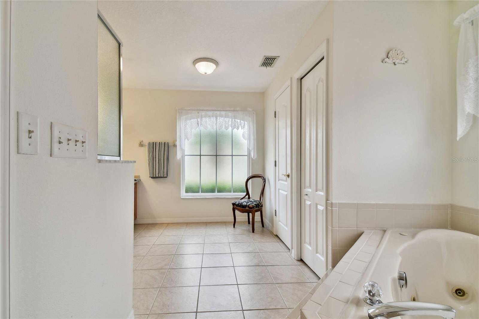 10416 MOSHIE LN