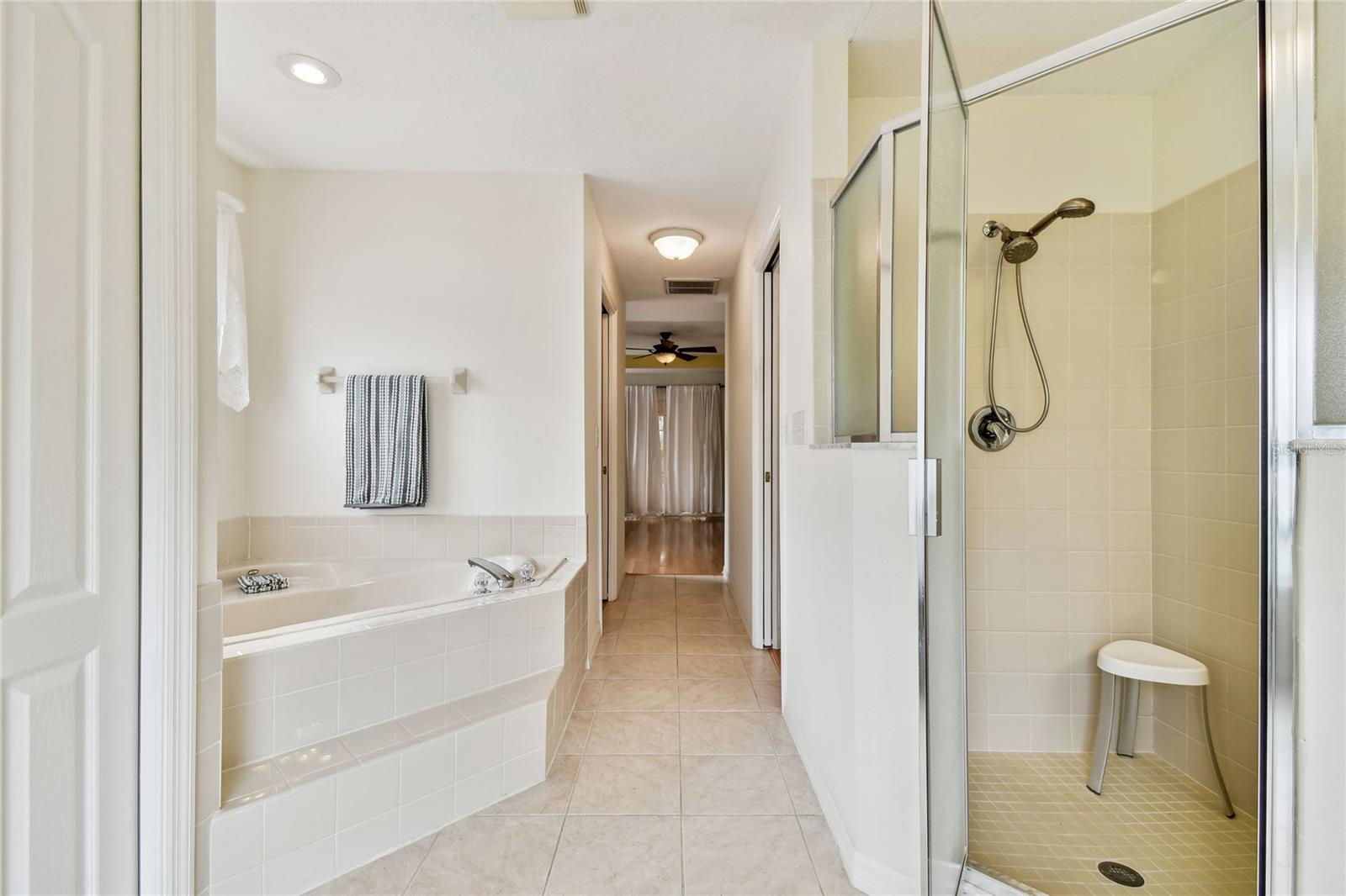 10416 MOSHIE LN