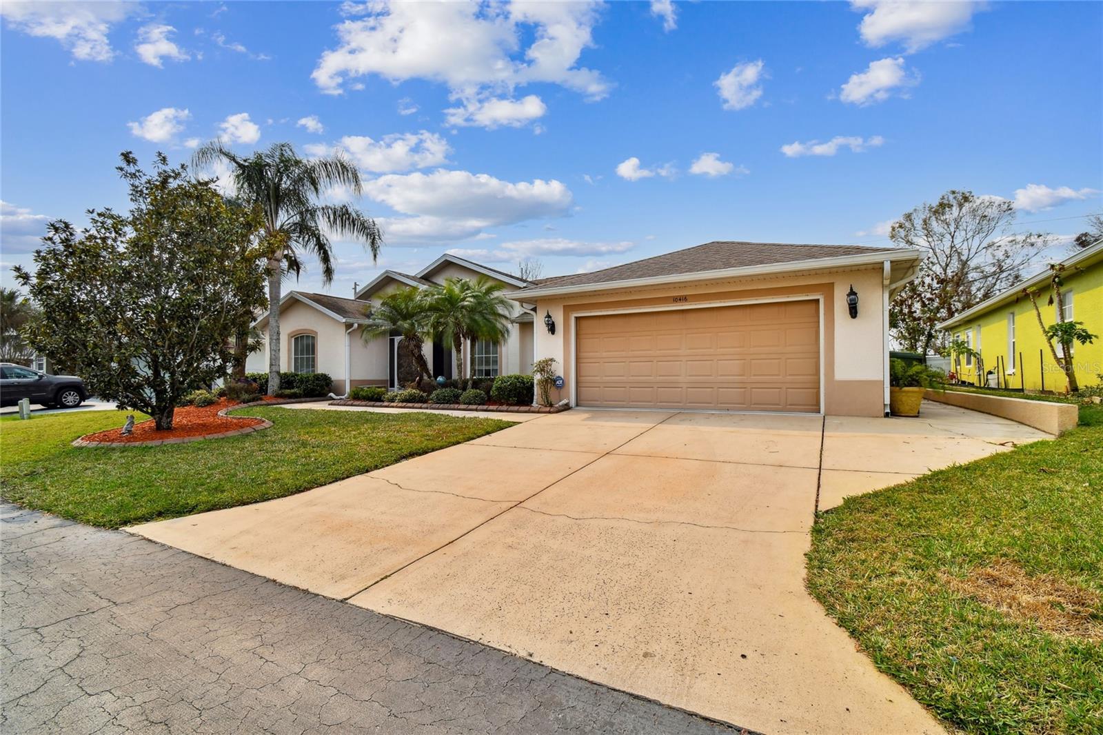 10416 MOSHIE LN