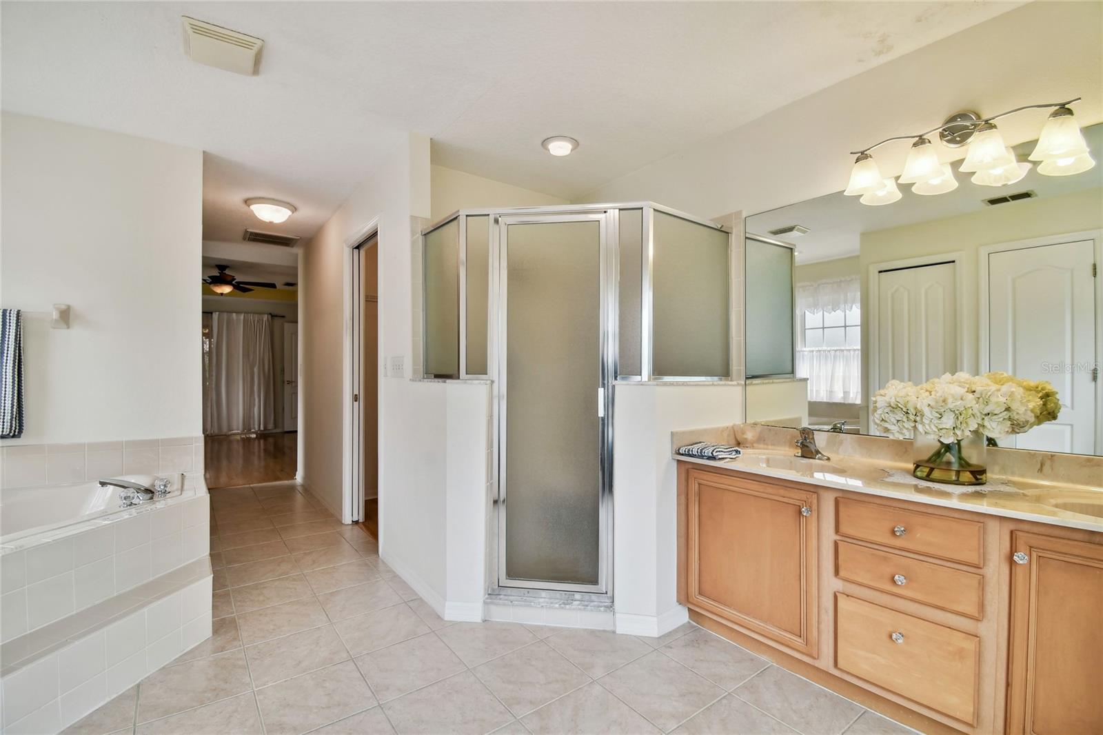 10416 MOSHIE LN