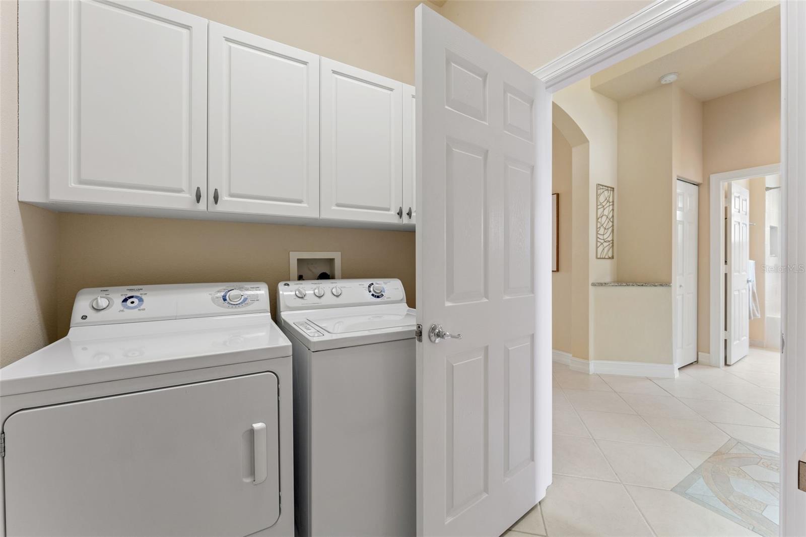 5009 SANDY BROOK CIR