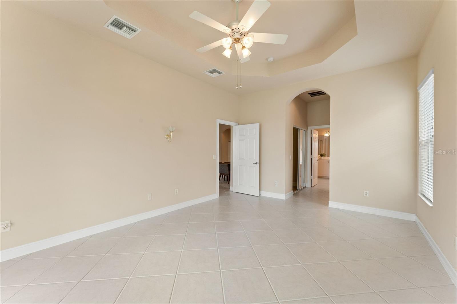 5009 SANDY BROOK CIR