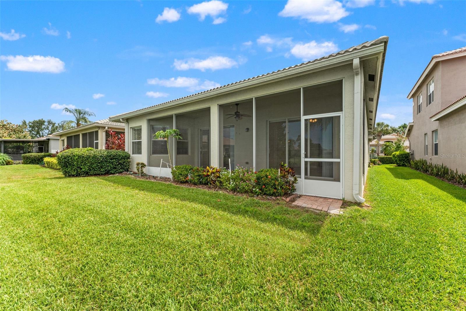 5009 SANDY BROOK CIR