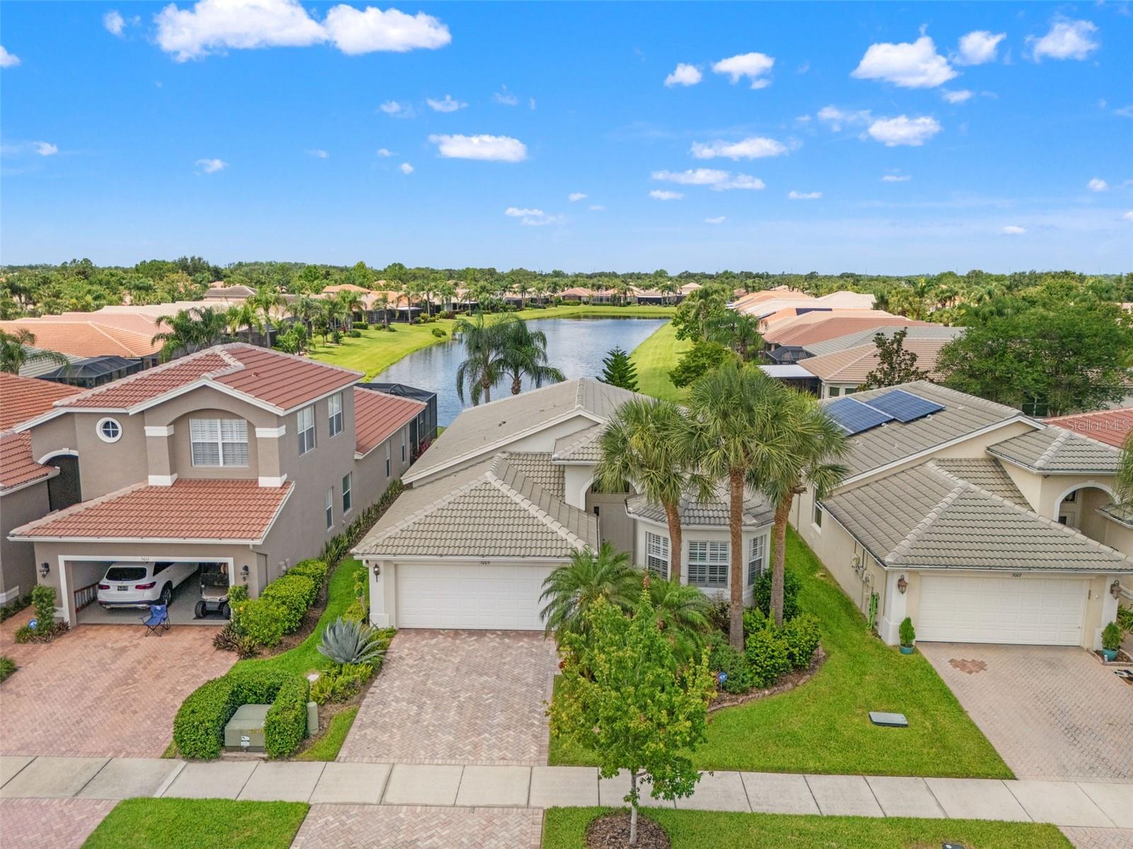 5009 SANDY BROOK CIR