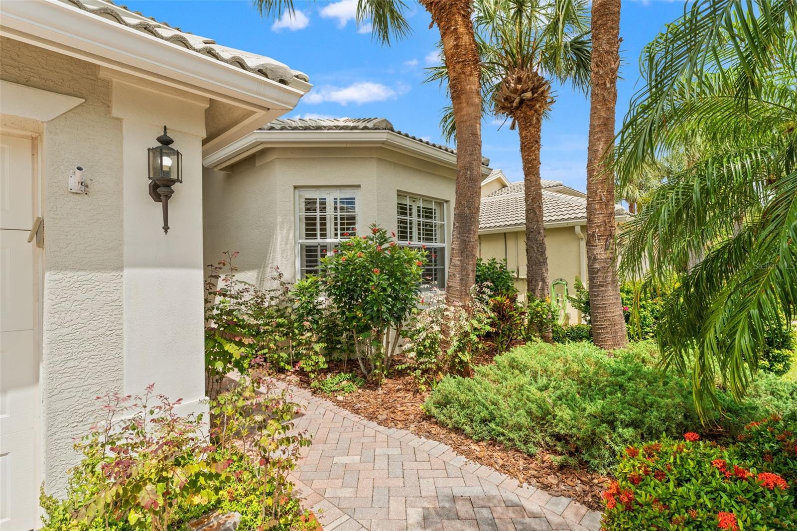 5009 SANDY BROOK CIR