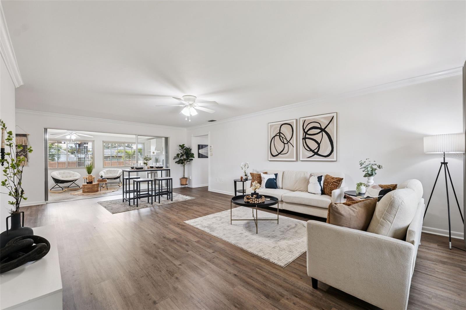 1801 REDCOAT LN