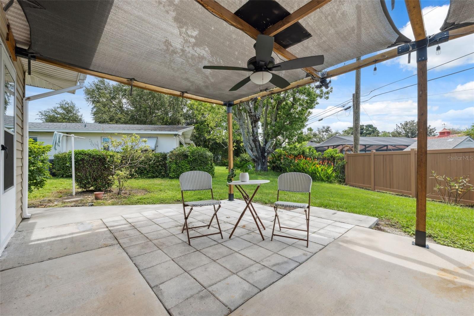 1801 REDCOAT LN
