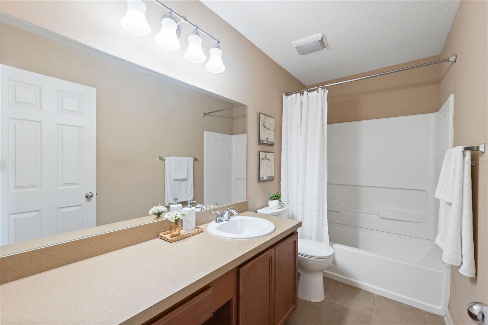 10921 KENSINGTON PARK AVE