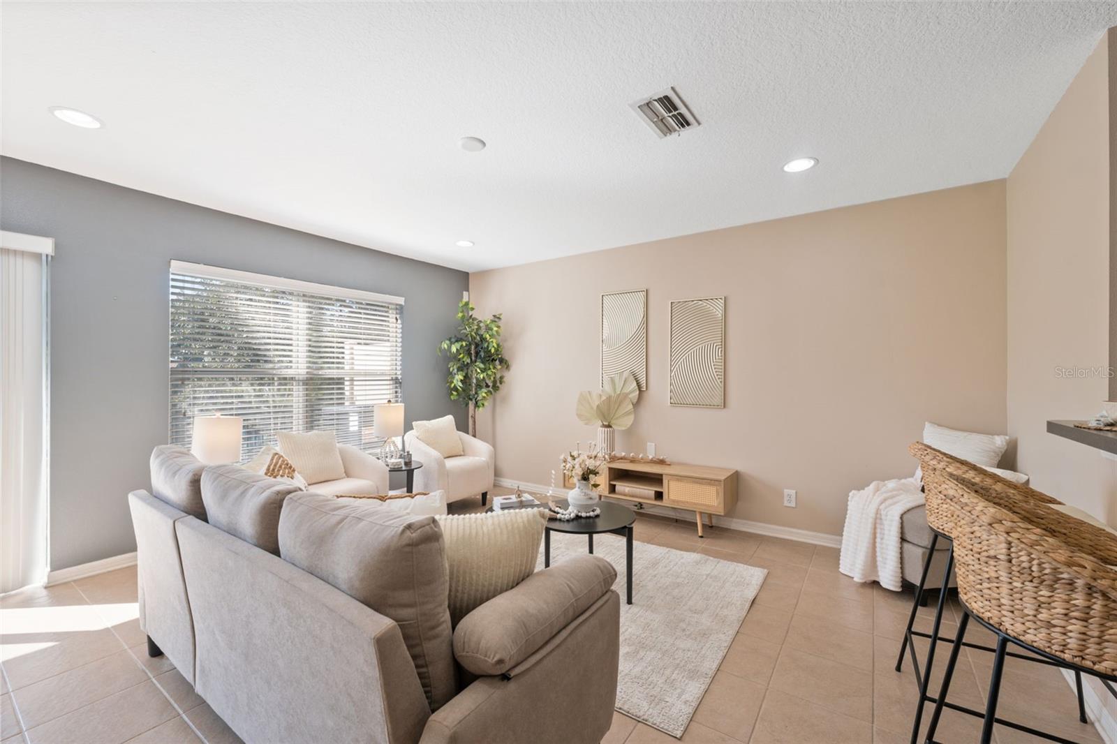 10921 KENSINGTON PARK AVE