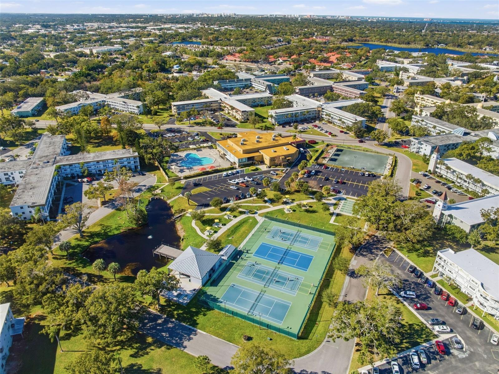 2467 FINLANDIA LN #75