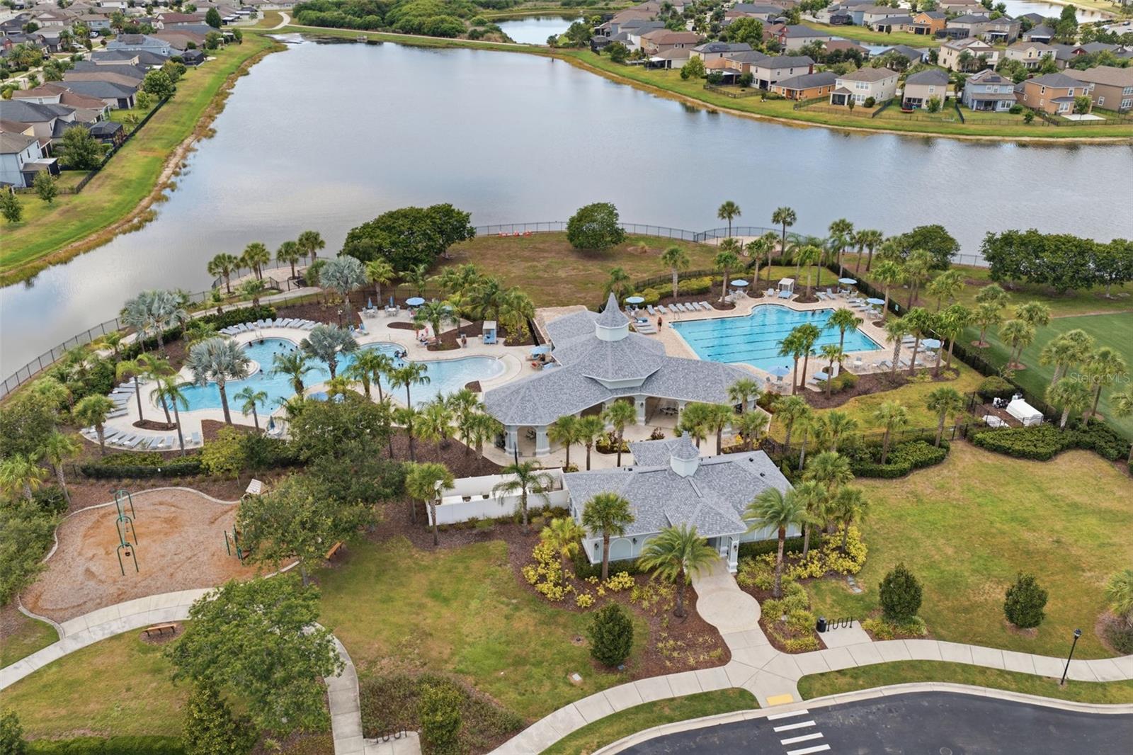 9927 IVORY DR