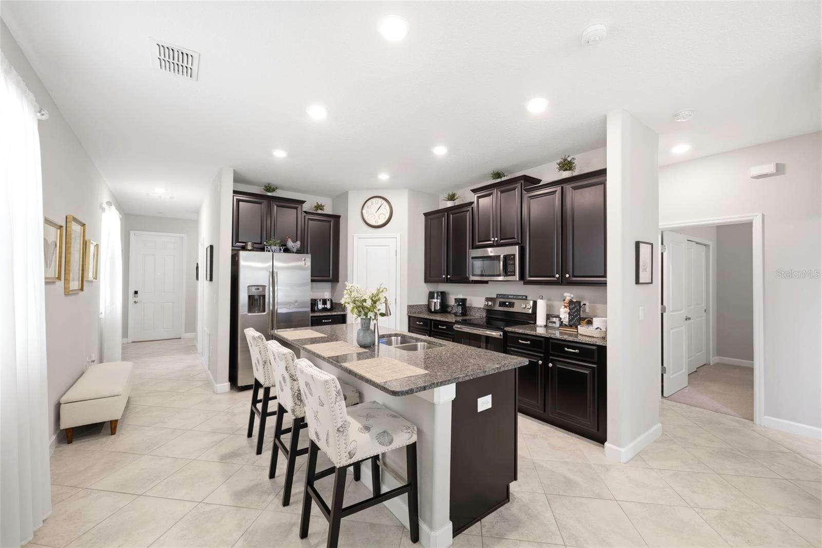 9927 IVORY DR