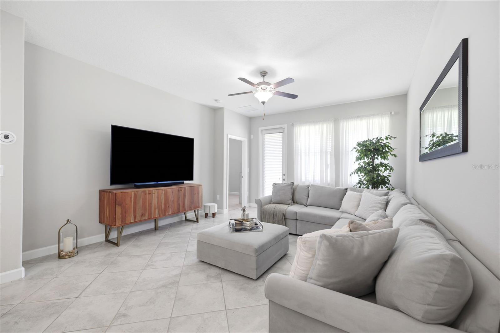 9927 IVORY DR