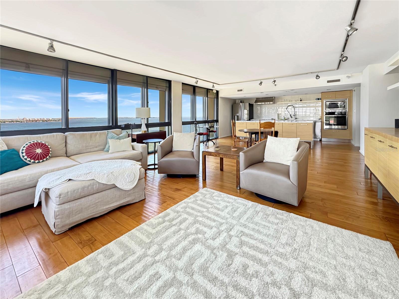 3301 BAYSHORE BLVD #2003D
