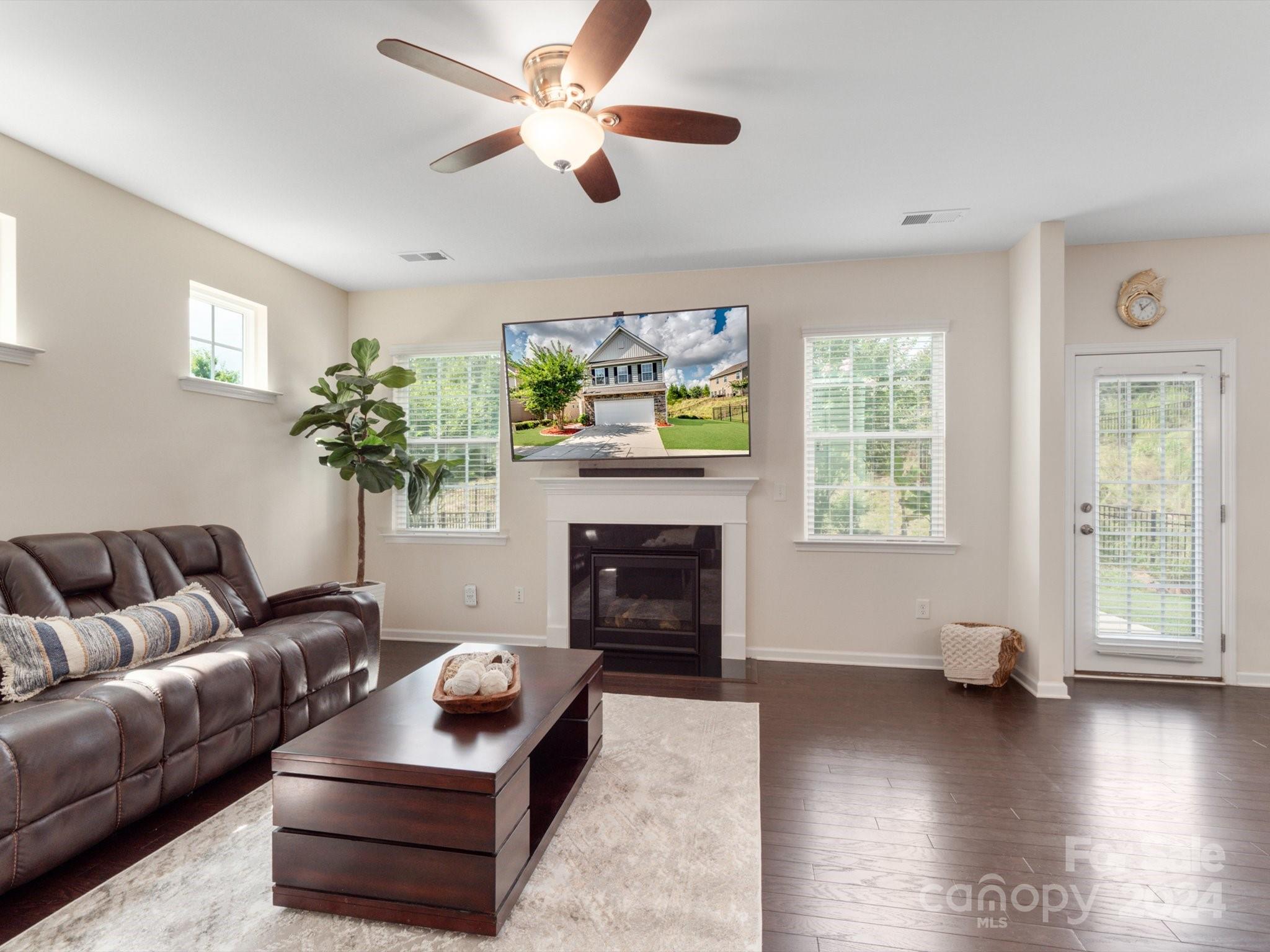 1814 Skipping Stone Drive