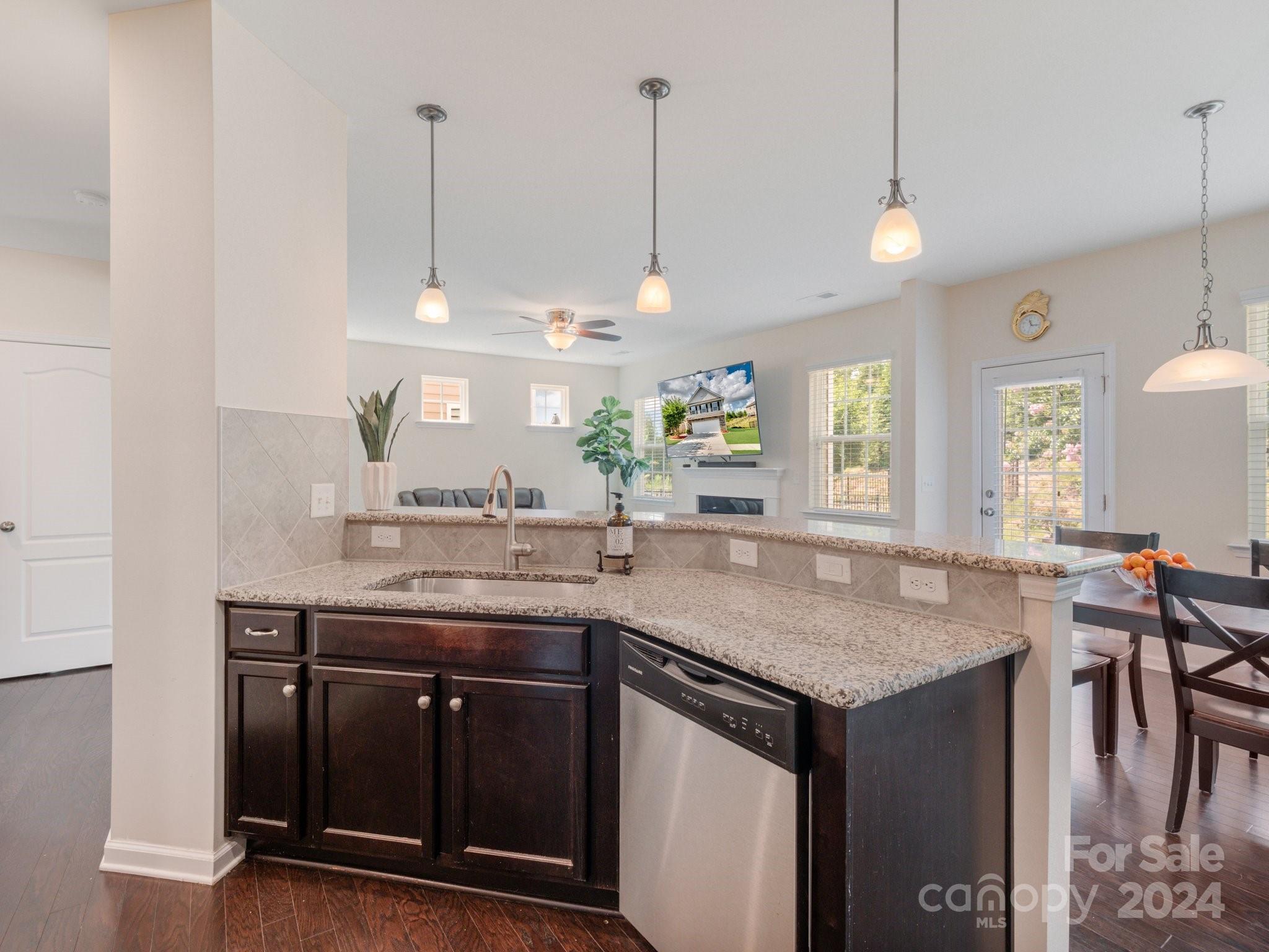 1814 Skipping Stone Drive